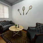 Amazing Restored 1940S Art-Deco Apartment