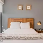 Lovely Studio With Pool & Private Balcony In La Roma - Alure