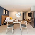 Casa Socrates By Kukun