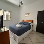 Alojamiento Acogedor En Excelente Ubicacion