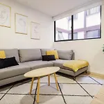 Private Room With Shared Bathroom In Roma Norte, Mexico City