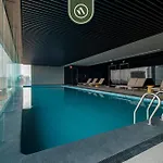 Studio With Amazing View - Great Location - Pool