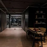 Alexander Hotel