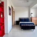 B304 - 1Br - 1Bth