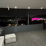 Spectacular Ph With Office In Front Of Perisur