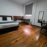 Hostal Schultz