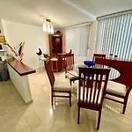 Condominio Renoir