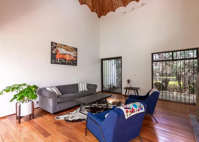Casa Blanca in Coyoacan