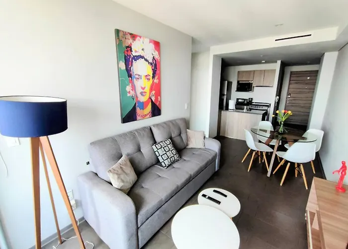 Alluring Views, Luxuriously Appointed In Polanco