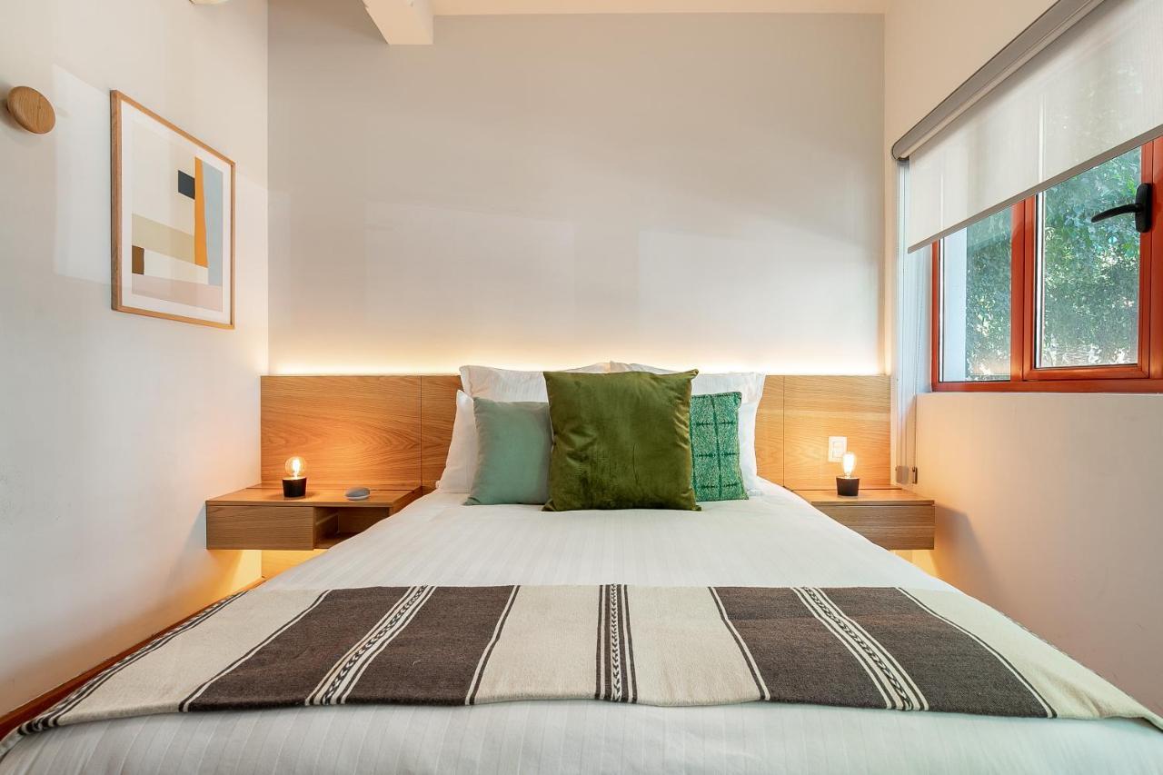 Beautiful New, Modern In La Condesa! Apartment