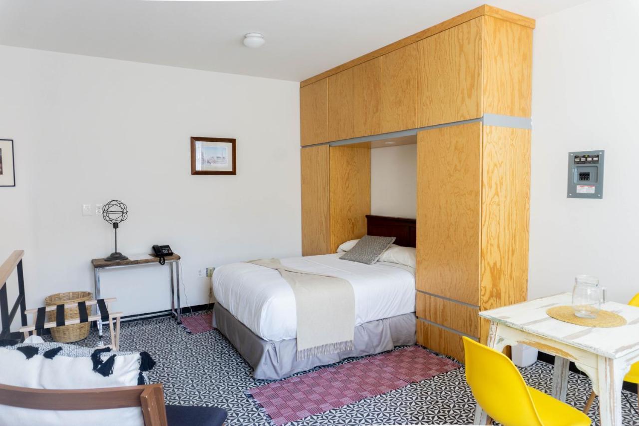 Casa Moctezuma Apartahotel