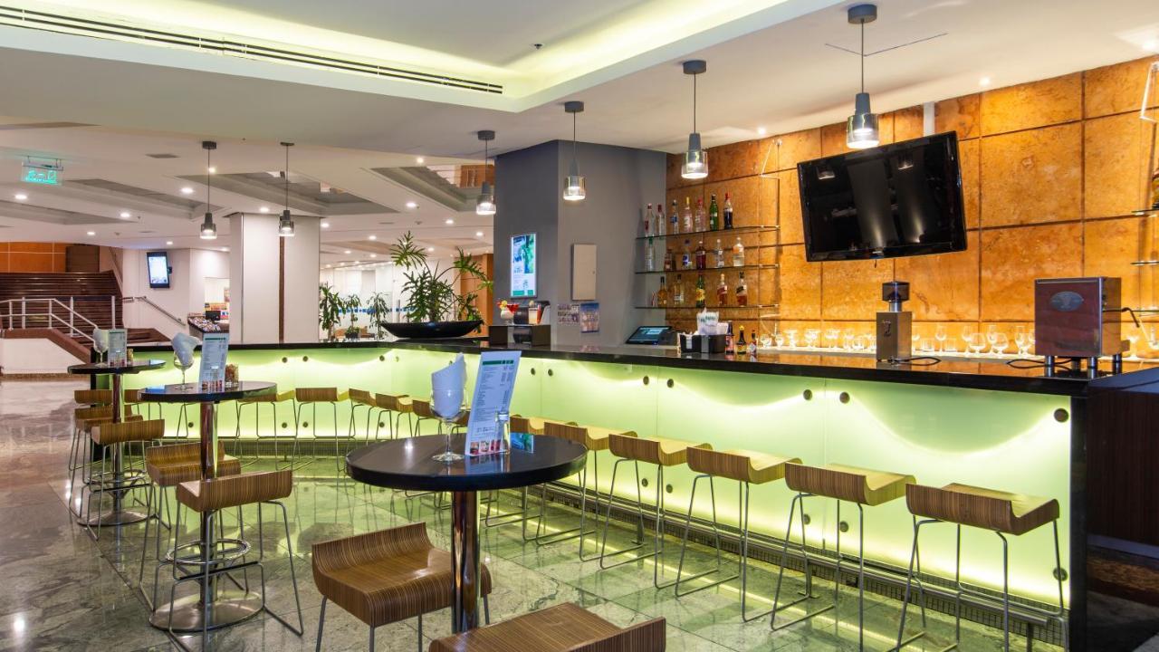 Hotel Holiday Coyoacan 4*