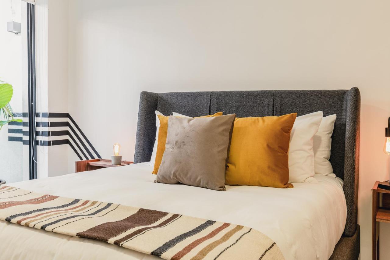 Cozy & Hip Roma Apt With 2 Private Terraces! *