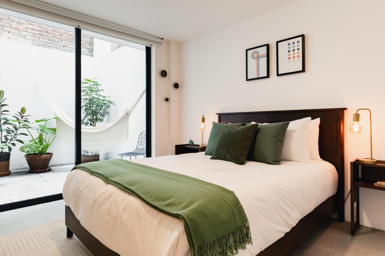 Cozy & Hip Roma Apt With 2 Private Terraces!