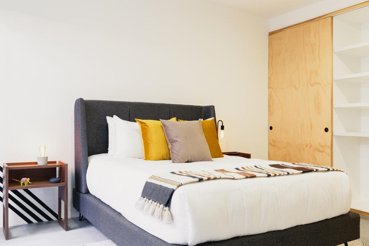 Cozy & Hip Roma Apt With 2 Private Terraces! Apartment *