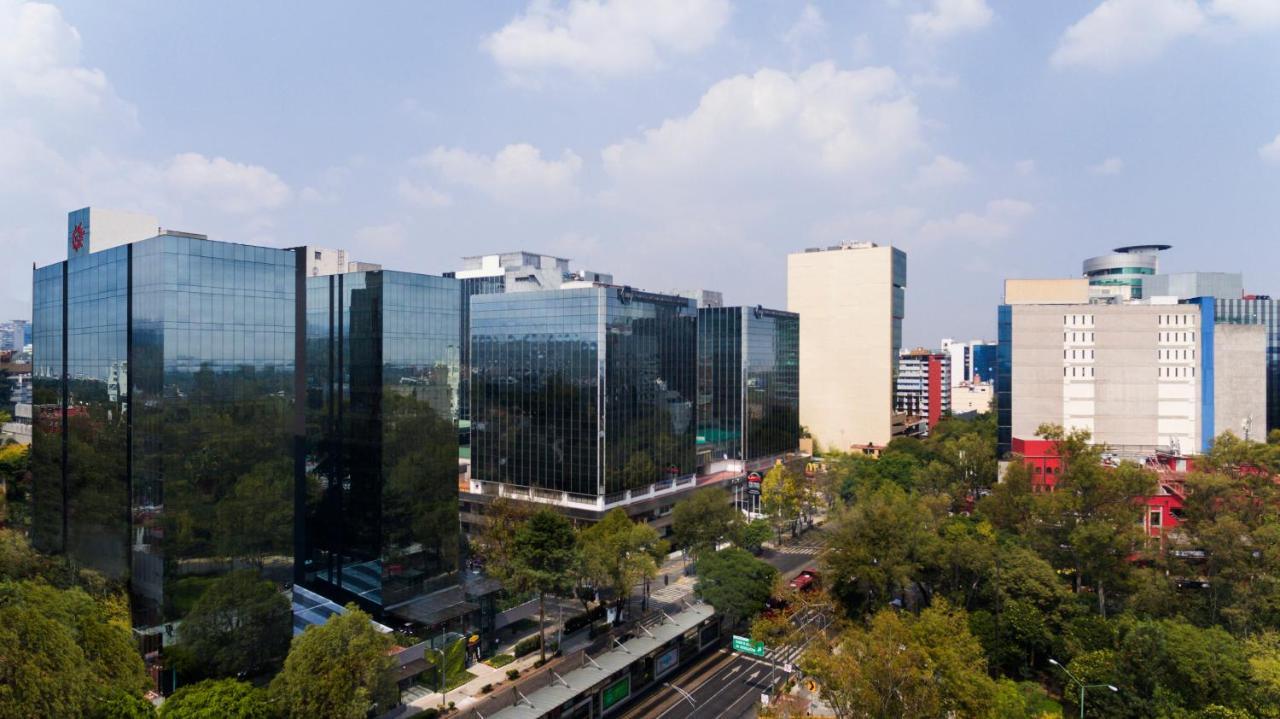 Krystal Grand Insurgentes 5*