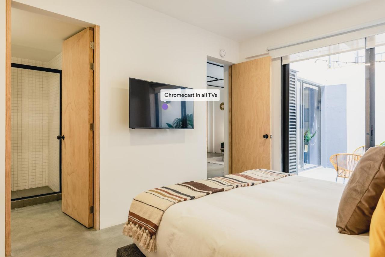 Cozy & Hip Roma Apt With 2 Private Terraces! *