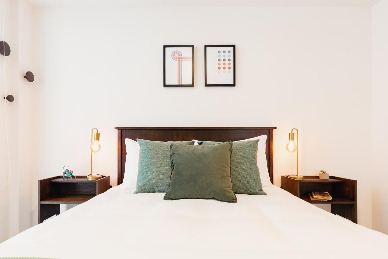 Cozy & Hip Roma Apt With 2 Private Terraces!