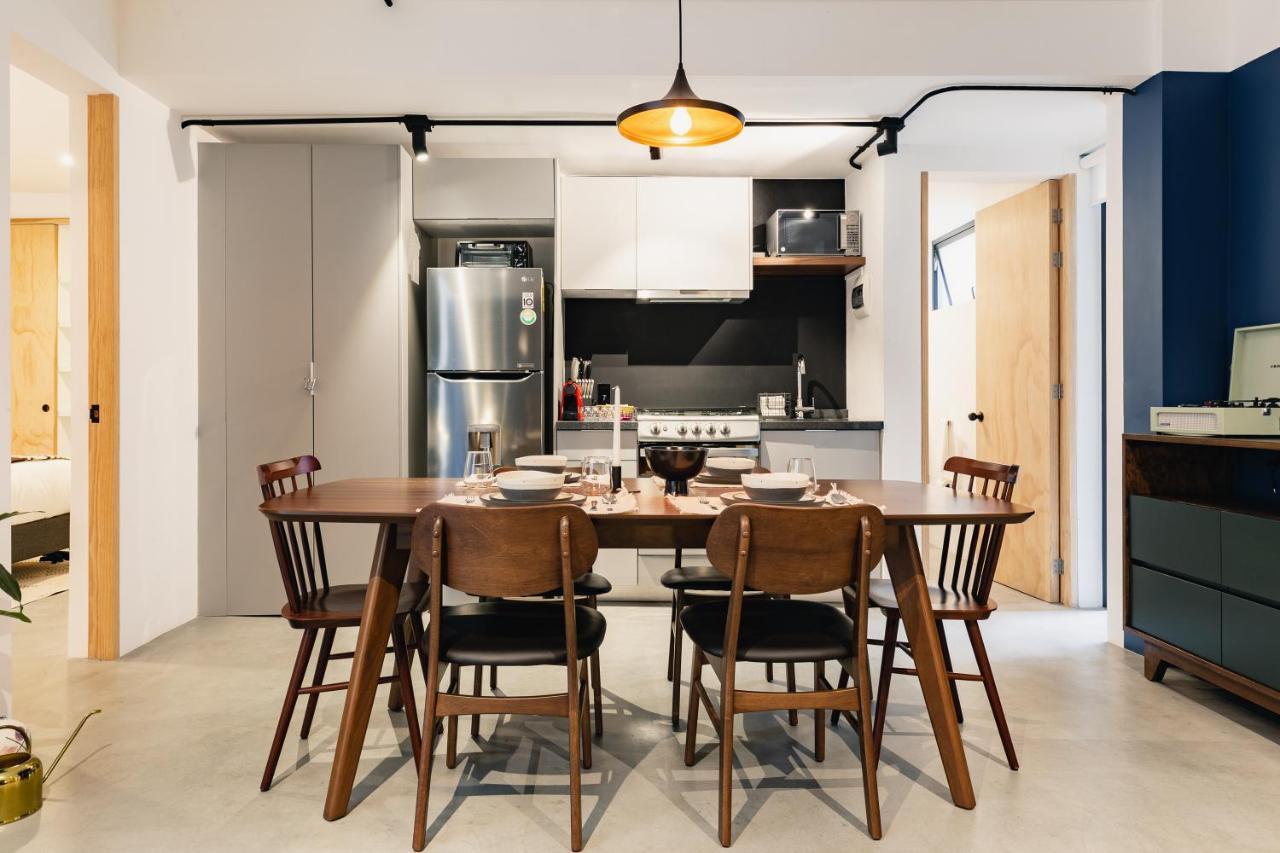 Cozy & Hip Roma Apt With 2 Private Terraces! Apartment *