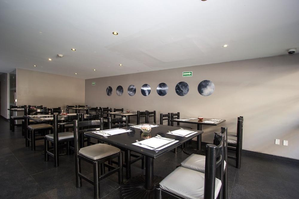 El Ejecutivo By Reforma Avenue Hotel