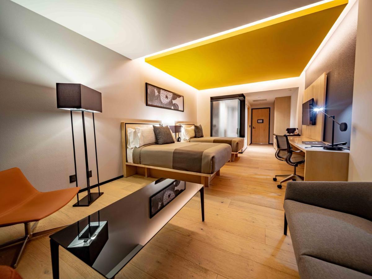 Hotel Galeria Plaza San Jeronimo 5*