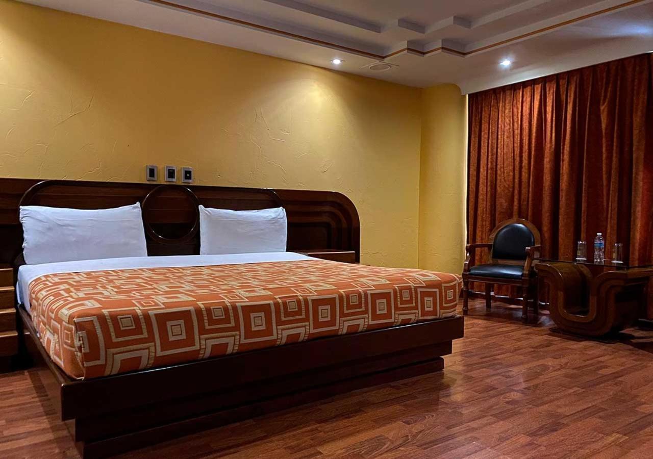 Escala Siglo Xxi Hotel 4*