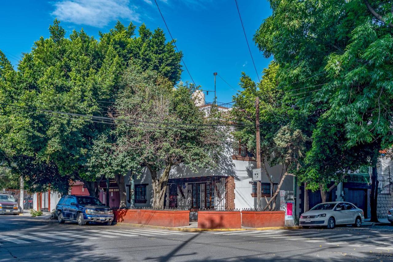 Coyoacan Guest house 3*