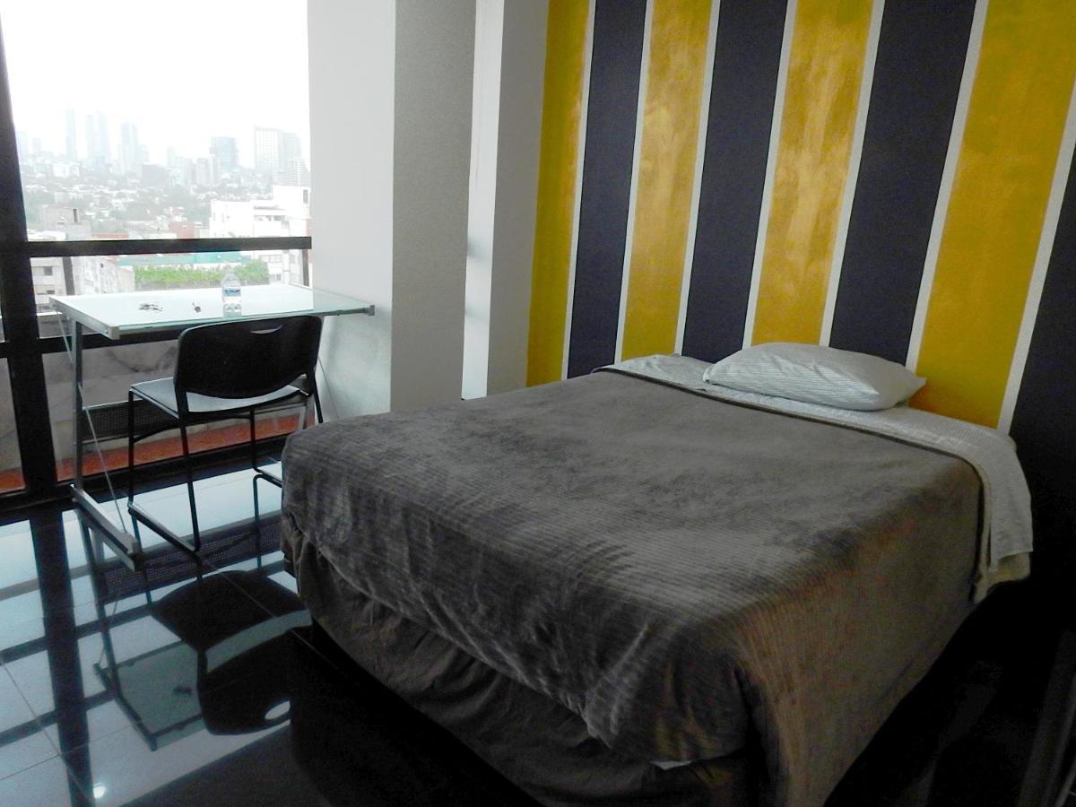 Habitación en casa particular Caravansaro Penthouse Polanco *