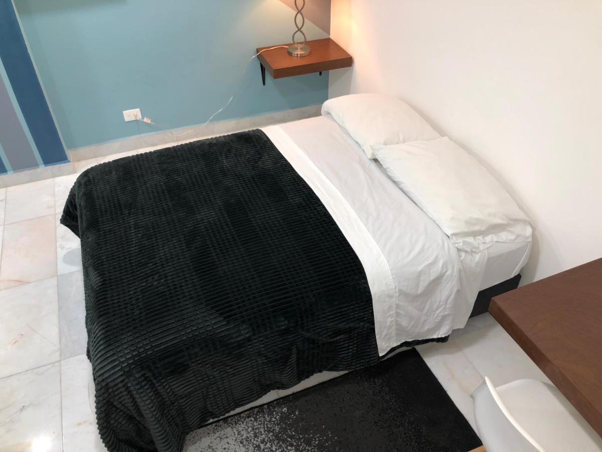 Caravansaro Horacio 1719 Polanco *
