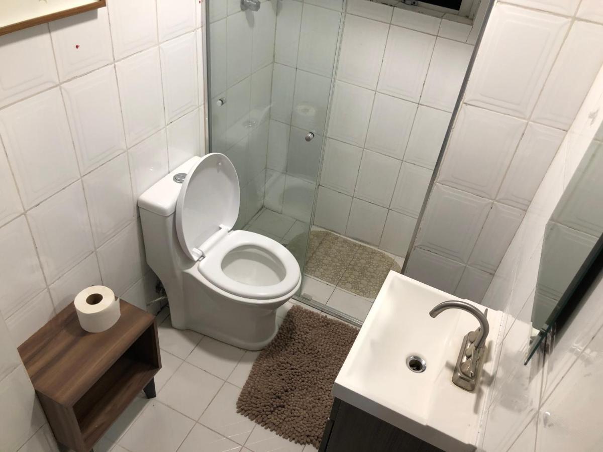 Homestay Caravansaro Horacio 1719 Polanco Mexico City