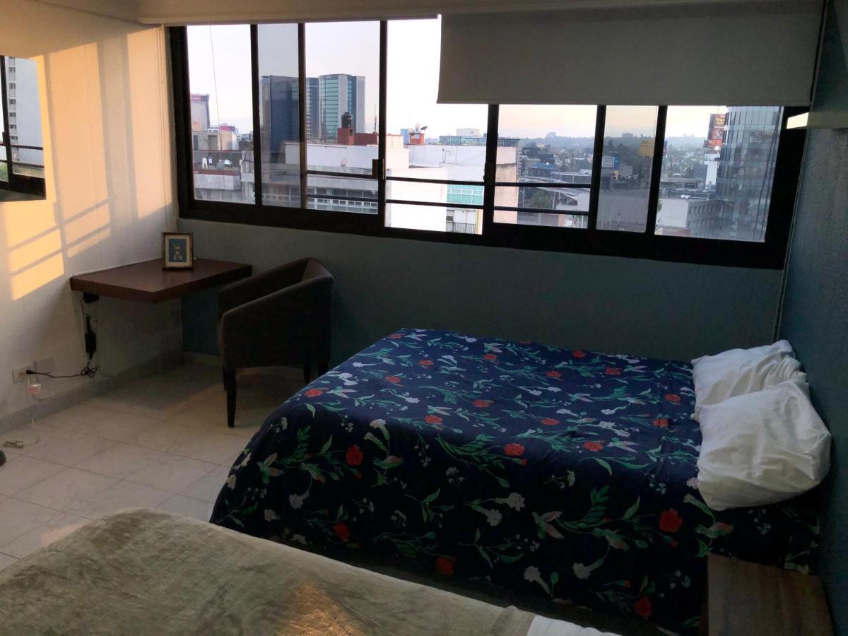 Homestay Caravansaro Horacio 1719 Polanco *