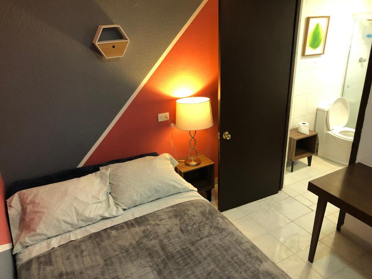 Homestay Caravansaro Horacio 1719 Polanco *