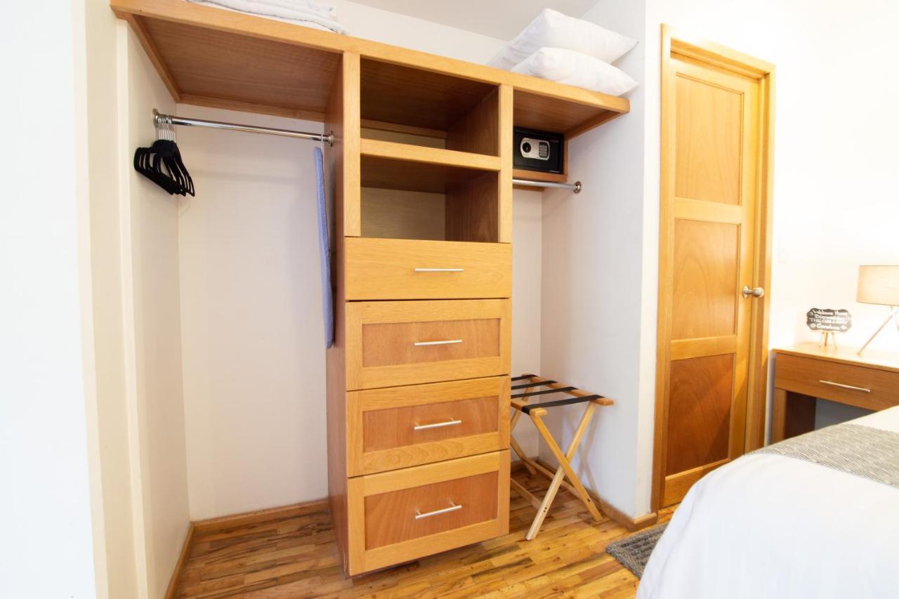 The Gallery Apartment *