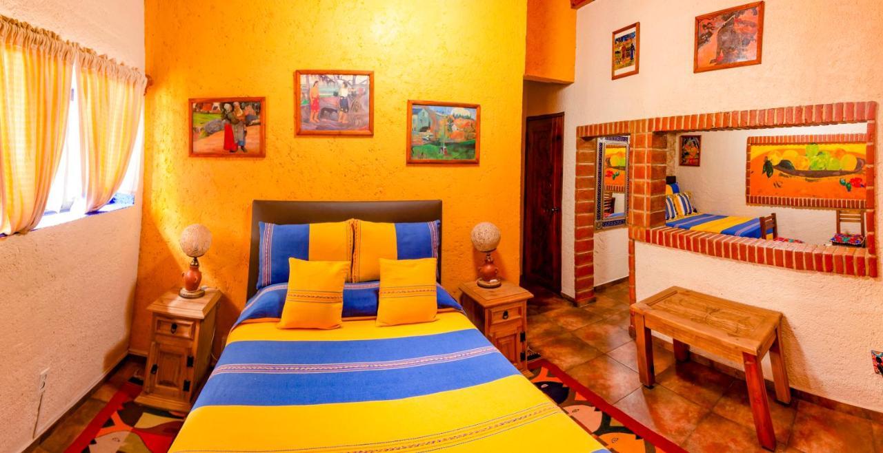 Mex Suites Casa Azúl Bed and breakfast