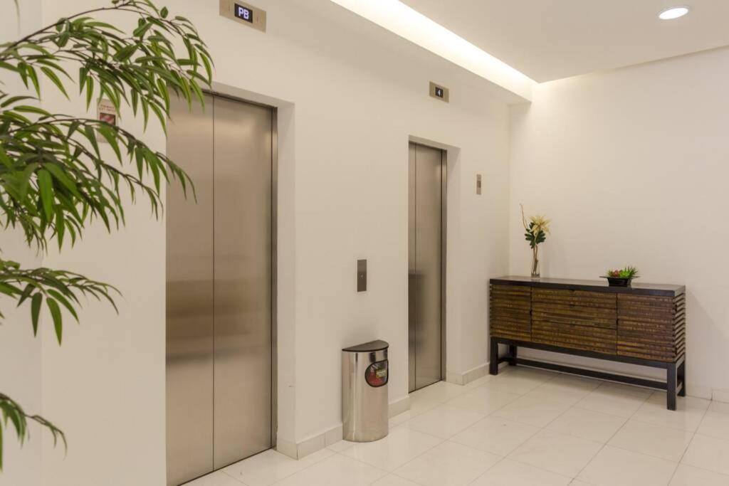 Apartment Lavish & Vibrant Apt. Bellas Artes Palace And Park View