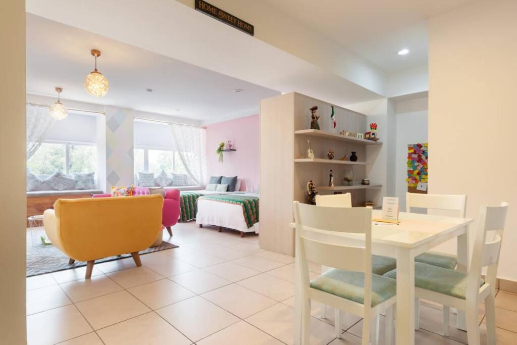Apartment Lavish & Vibrant Apt. Bellas Artes Palace And Park View Mexico City