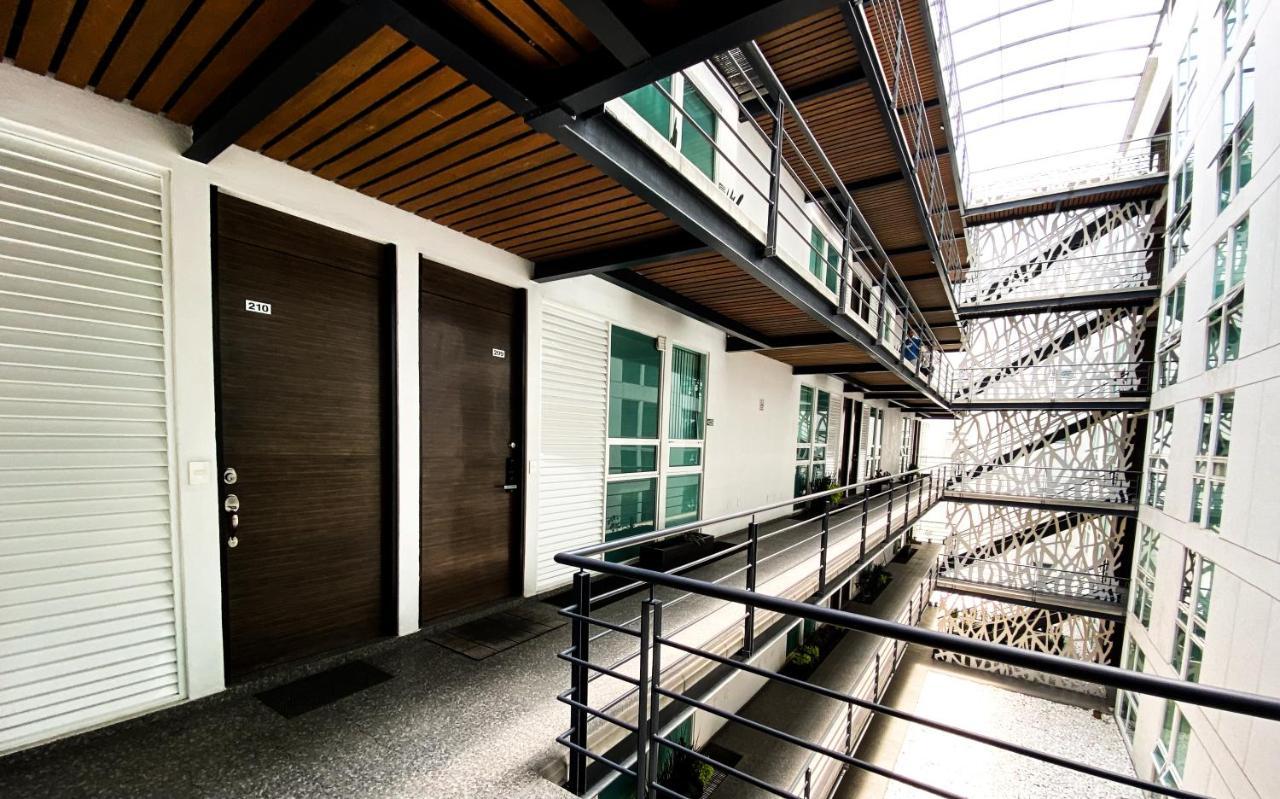 Exclusive In The Heart Of City.