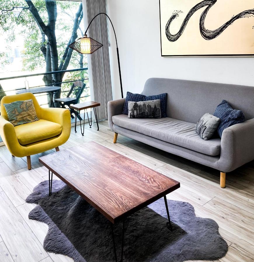 Exclusive In The Heart Of City.