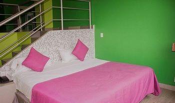 Montreal Hotel 4*