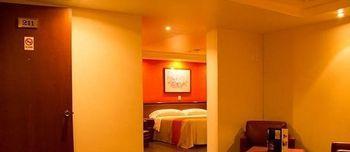 Montreal Hotel
