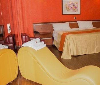 Hotel Montreal 4*