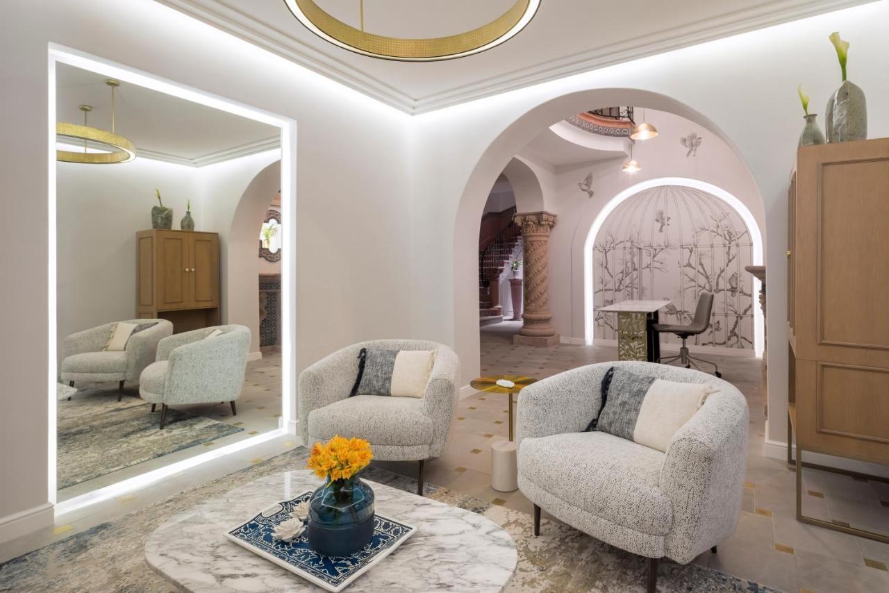 Casa Cleo Boutique By Viadora *