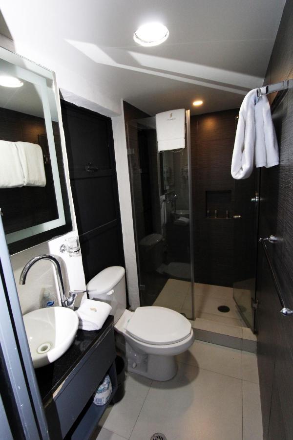 Inn Rochester 10