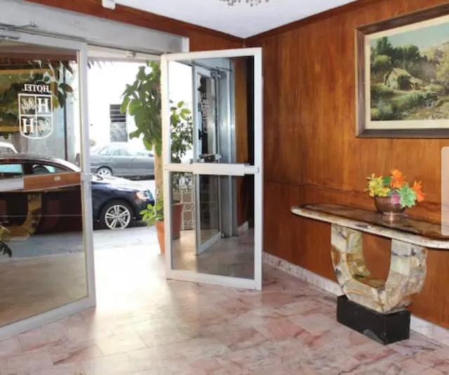 Hotel Polly 2*