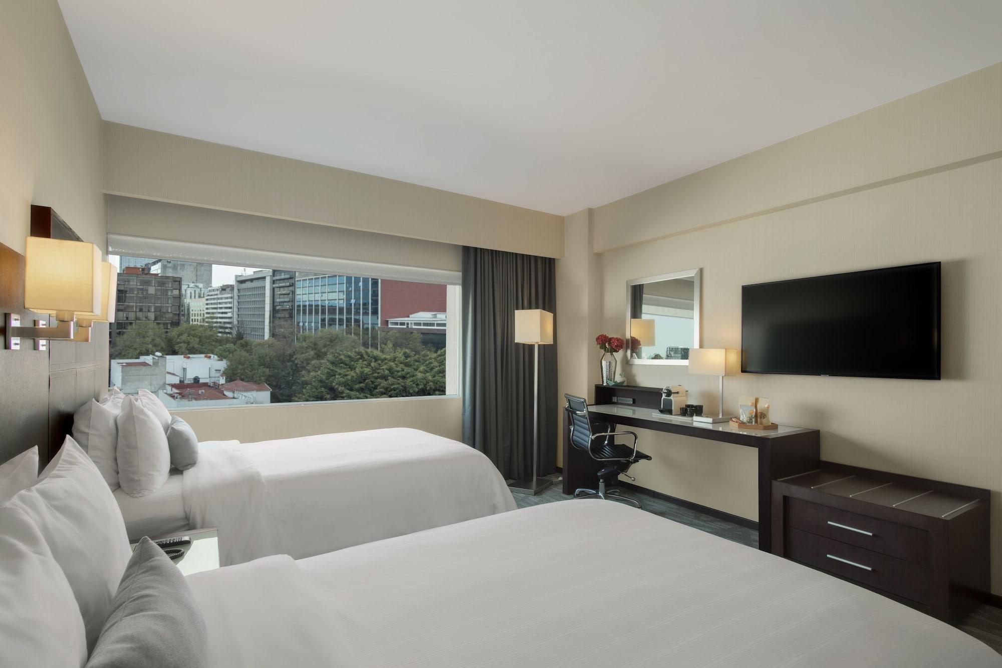 Novit 4* Mexico City