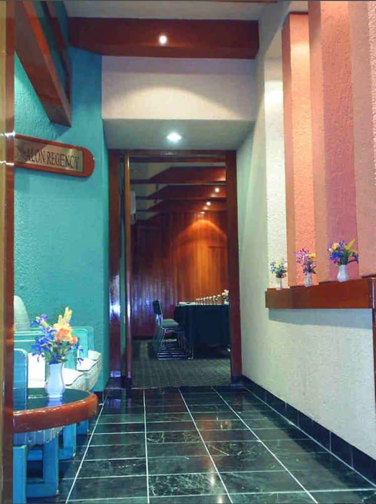 Segovia Regency Hotel Mexico City