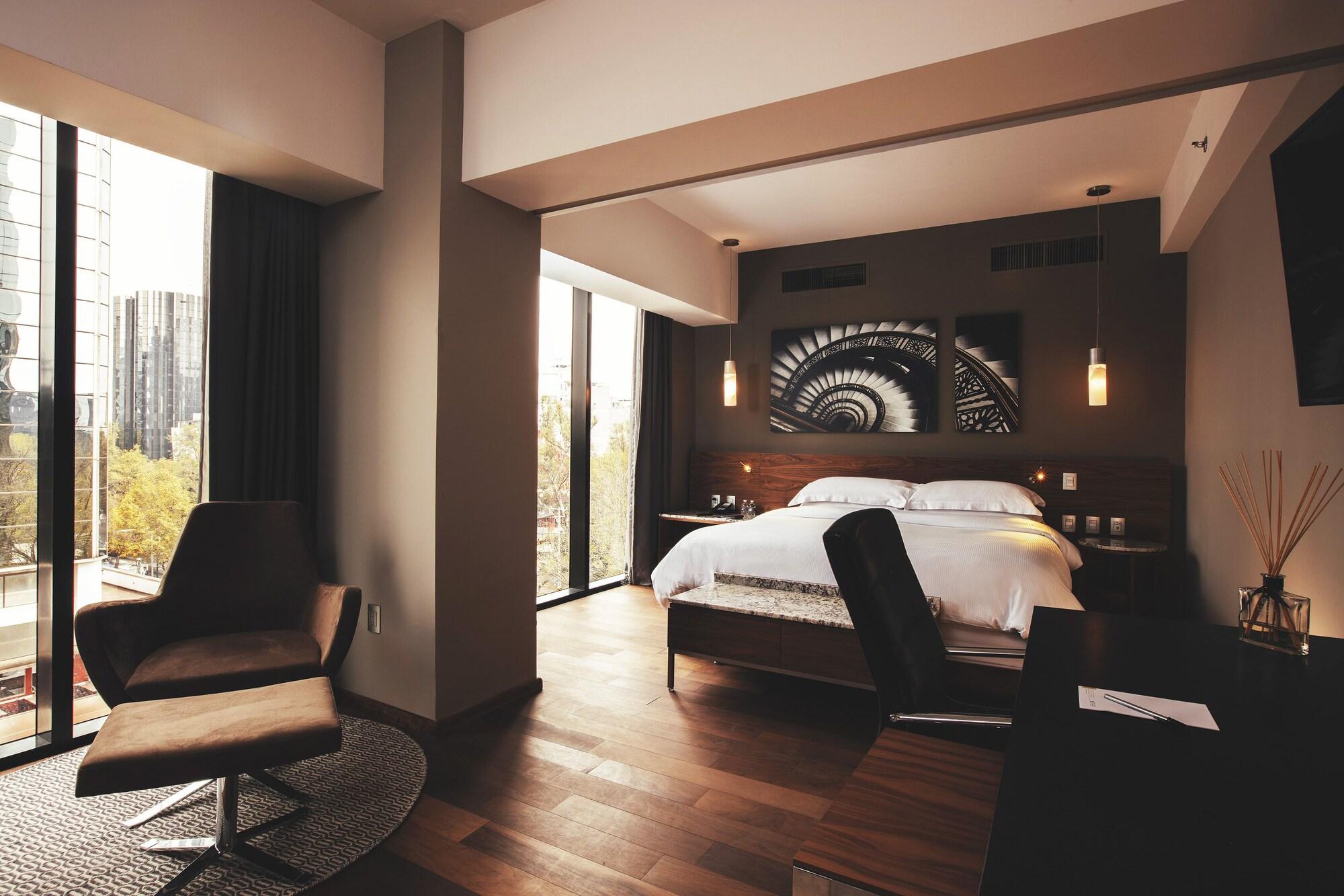 Krystal Grand Insurgentes Mexico City