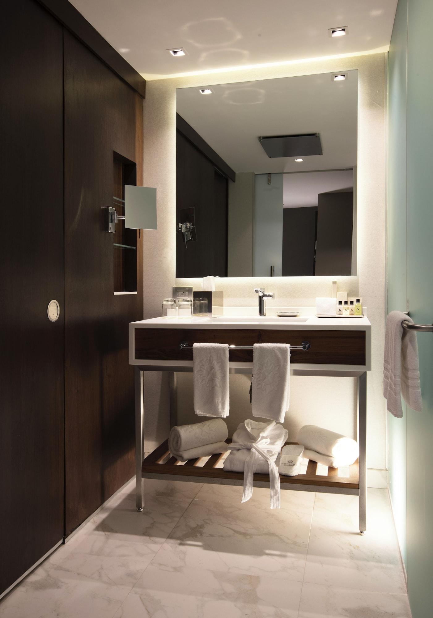 Krystal Grand Insurgentes 5* Mexico City
