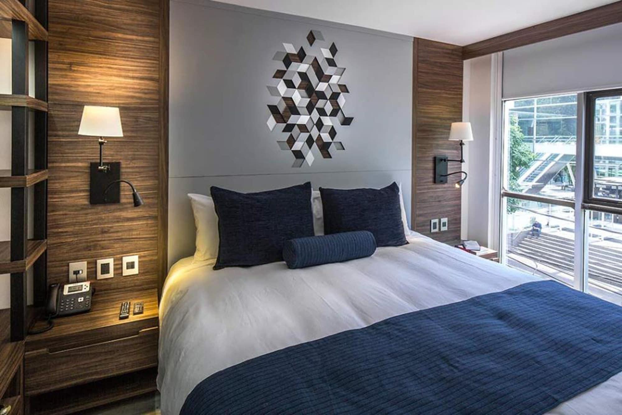 Flowsuites Wtc Aparthotel 4*