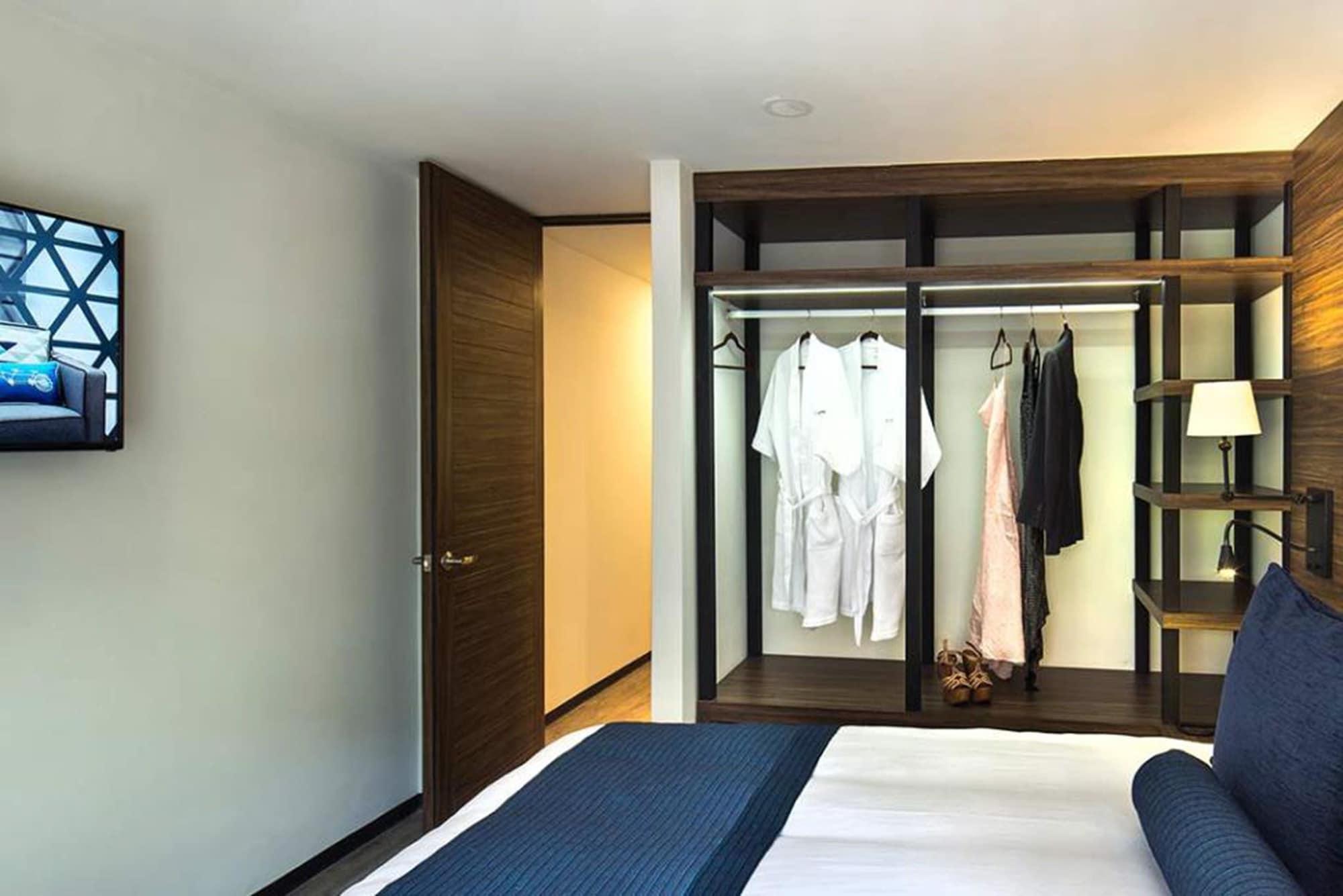 Flowsuites Wtc Aparthotel